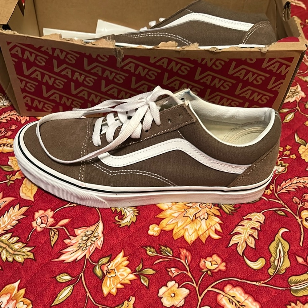 Vans Old BBC Skool walnut color size 8 woman’s